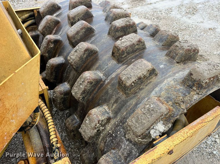 image for item LD9907 1985 Dynapac  single drum vibratory roller