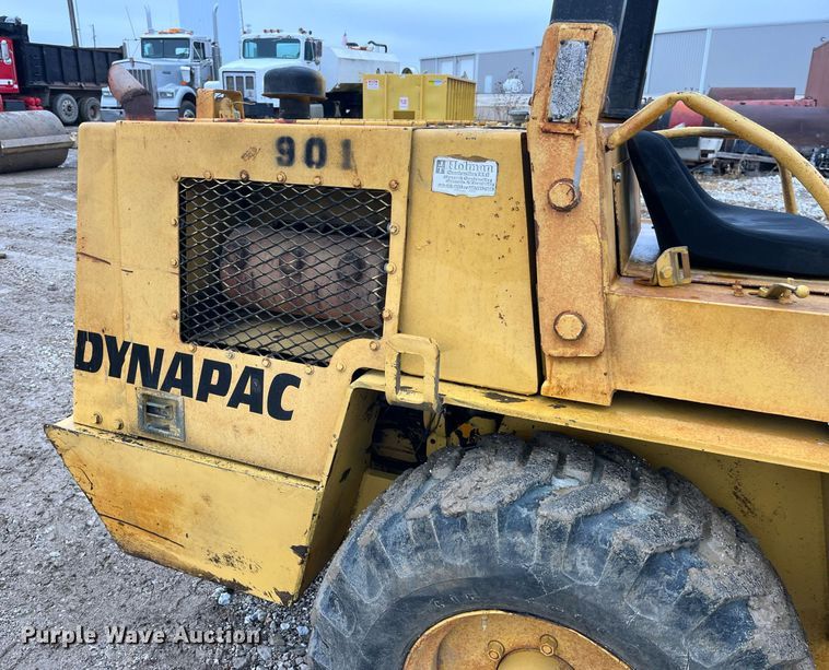 image for item LD9907 1985 Dynapac  single drum vibratory roller