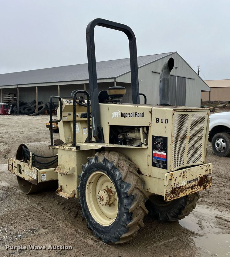 image for item LD9908 1998 Ingersoll Rand SD-40D  single drum vibratory roller