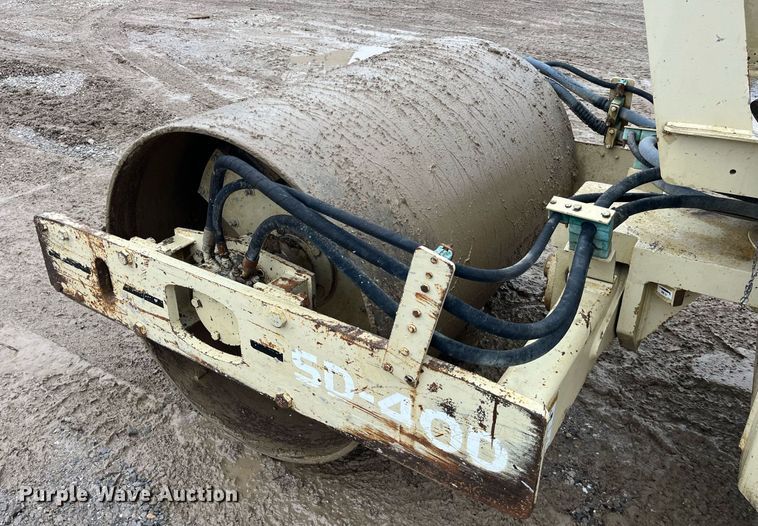 image for item LD9908 1998 Ingersoll Rand SD-40D  single drum vibratory roller