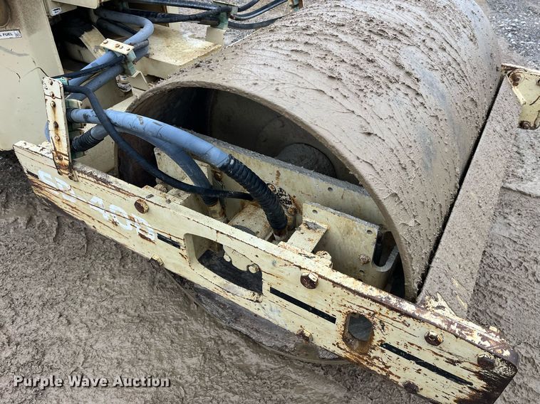 image for item LD9908 1998 Ingersoll Rand SD-40D  single drum vibratory roller