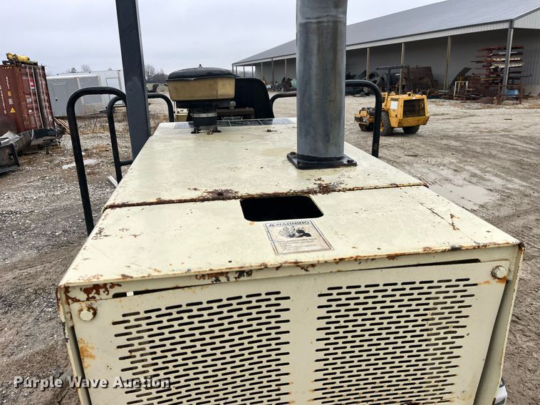 image for item LD9908 1998 Ingersoll Rand SD-40D  single drum vibratory roller