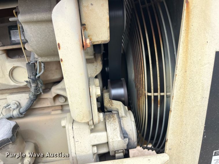 image for item LD9908 1998 Ingersoll Rand SD-40D  single drum vibratory roller