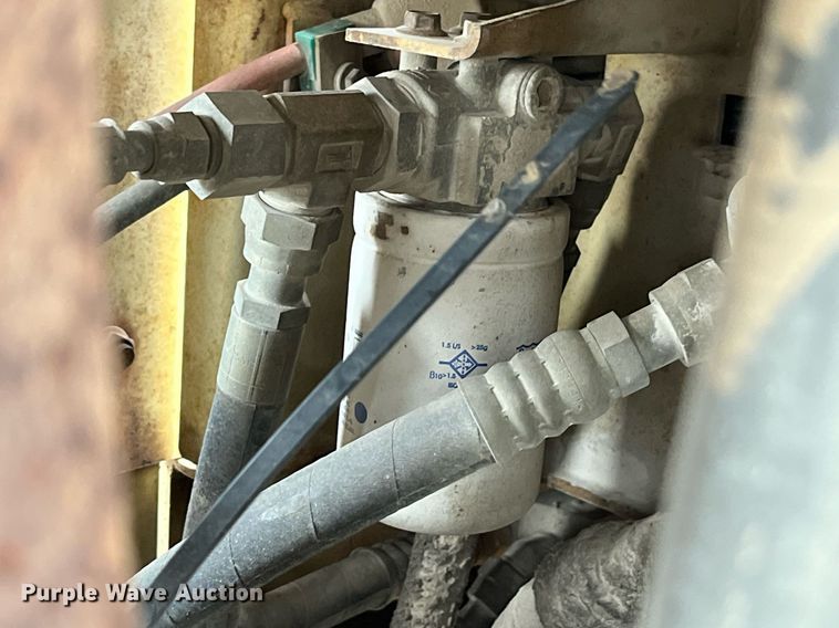 image for item LD9908 1998 Ingersoll Rand SD-40D  single drum vibratory roller