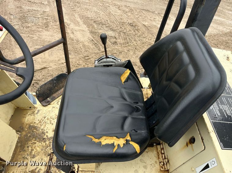 image for item LD9908 1998 Ingersoll Rand SD-40D  single drum vibratory roller