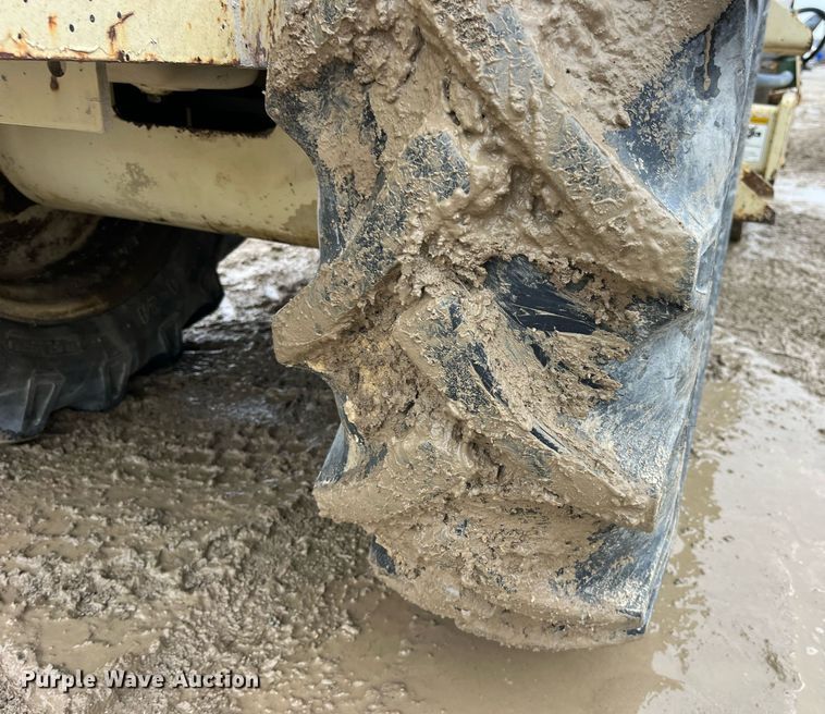 image for item LD9908 1998 Ingersoll Rand SD-40D  single drum vibratory roller