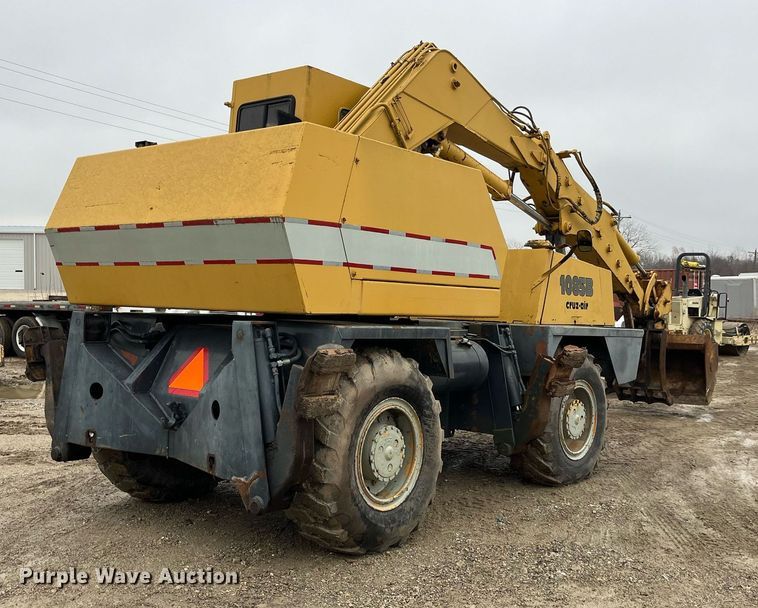 image for item LD9909 1989 Case 1085B  wheeled excavator