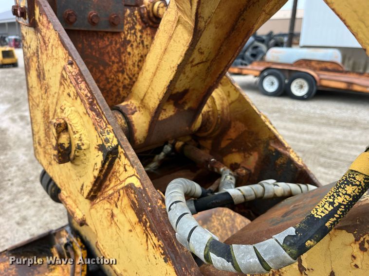 image for item LD9909 1989 Case 1085B  wheeled excavator