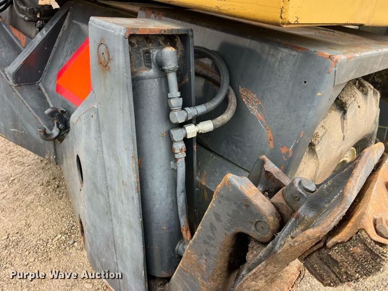 image for item LD9909 1989 Case 1085B  wheeled excavator