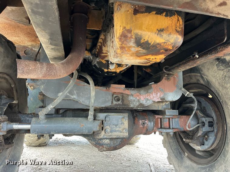 image for item LD9909 1989 Case 1085B  wheeled excavator