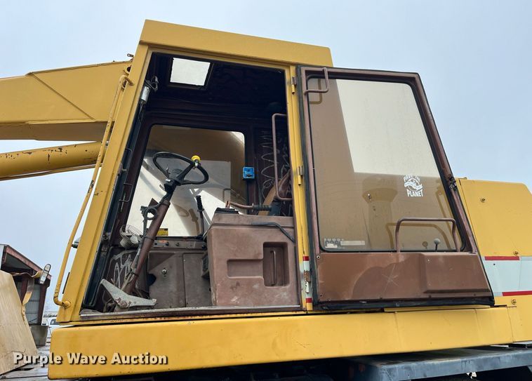 image for item LD9909 1989 Case 1085B  wheeled excavator