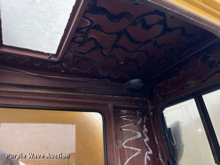 image for item LD9909 1989 Case 1085B  wheeled excavator