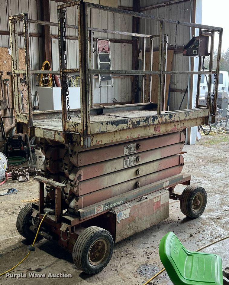 image for item LD9912 Economy SP-2544  scissor lift