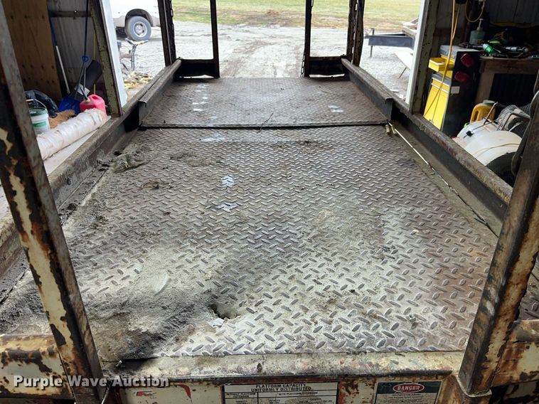 image for item LD9912 Economy SP-2544  scissor lift