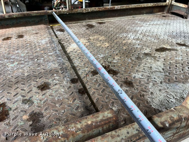 image for item LD9912 Economy SP-2544  scissor lift