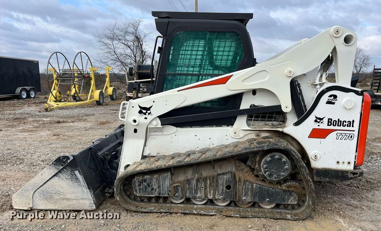 image for item LD9913 2013 Bobcat T770  tracked skid steer loader