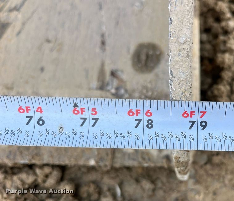 image for item LD9913 2013 Bobcat T770  tracked skid steer loader