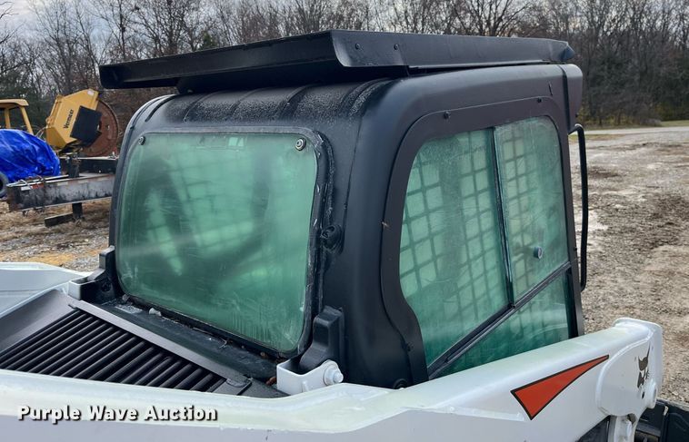 image for item LD9913 2013 Bobcat T770  tracked skid steer loader