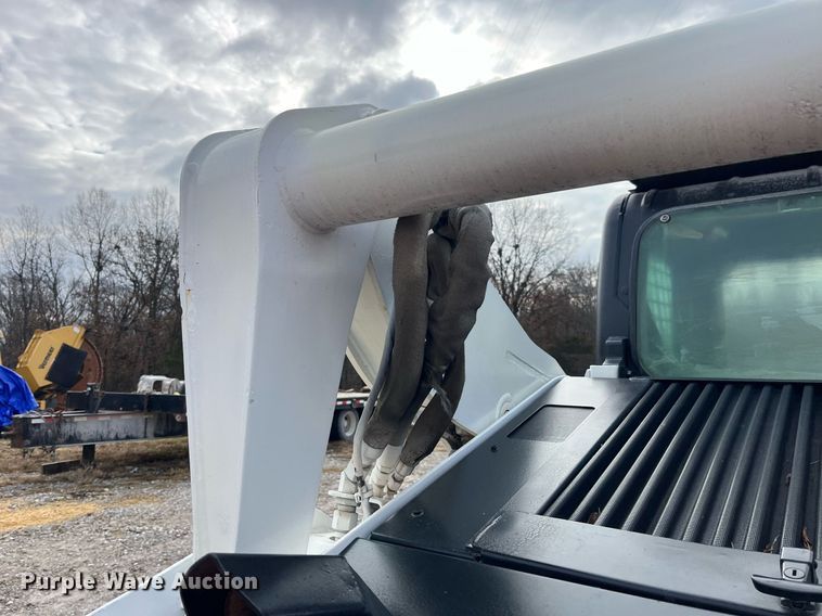 image for item LD9913 2013 Bobcat T770  tracked skid steer loader