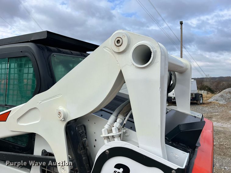 image for item LD9913 2013 Bobcat T770  tracked skid steer loader