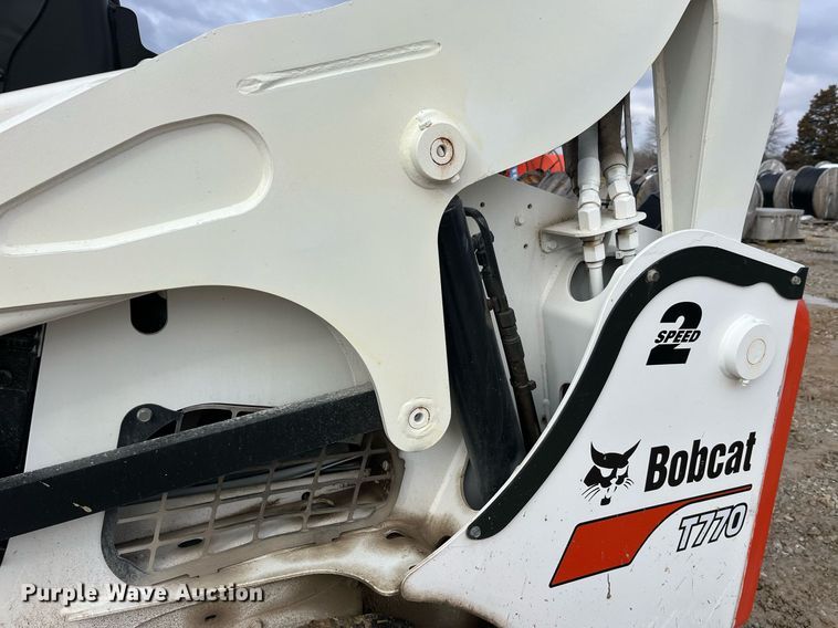 image for item LD9913 2013 Bobcat T770  tracked skid steer loader