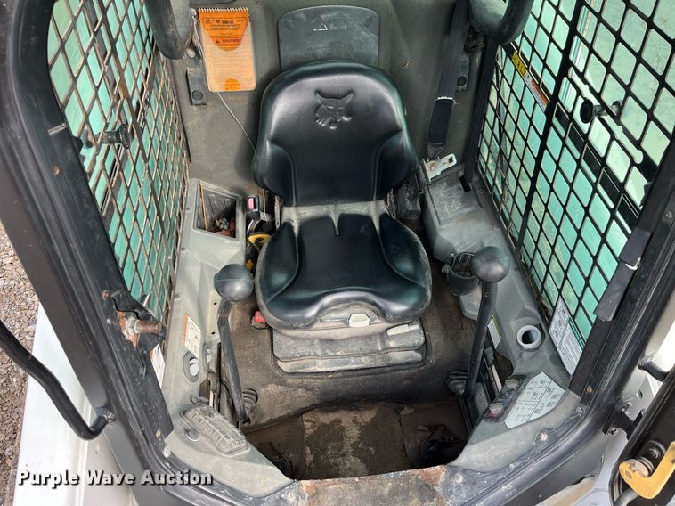 image for item LD9913 2013 Bobcat T770  tracked skid steer loader