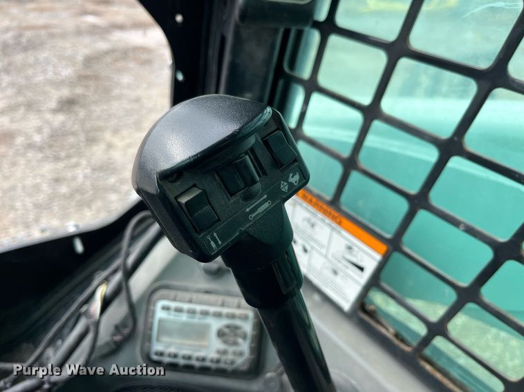 image for item LD9913 2013 Bobcat T770  tracked skid steer loader