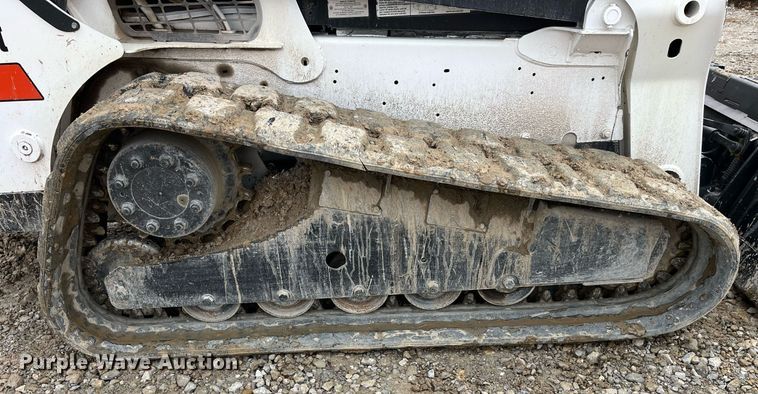 image for item LD9913 2013 Bobcat T770  tracked skid steer loader