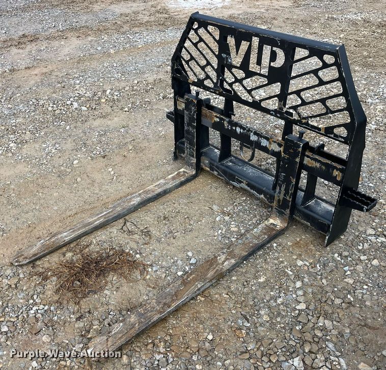 image for item LD9913 2013 Bobcat T770  tracked skid steer loader