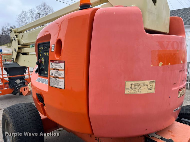 image for item LD9916 2012 JLG 450A  boom lift
