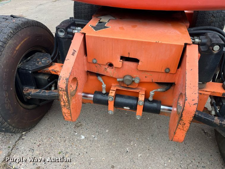 image for item LD9916 2012 JLG 450A  boom lift