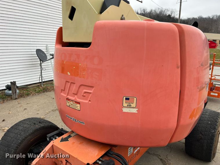 image for item LD9916 2012 JLG 450A  boom lift