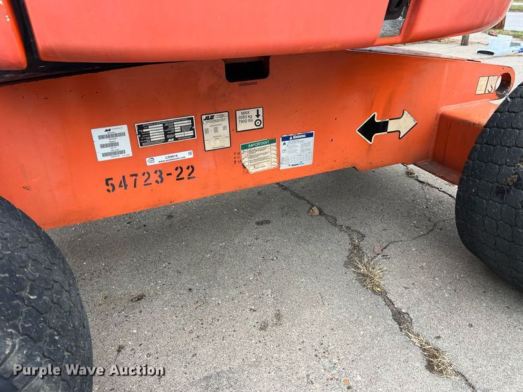 image for item LD9916 2012 JLG 450A  boom lift