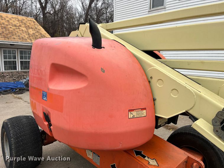 image for item LD9916 2012 JLG 450A  boom lift