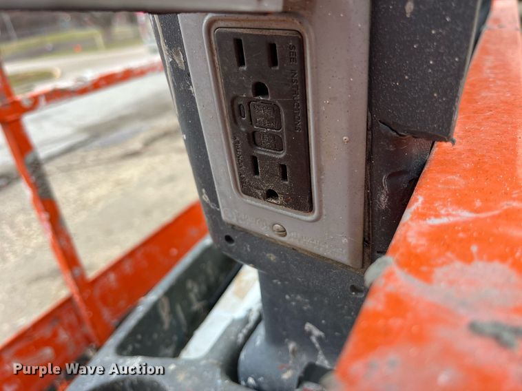 image for item LD9916 2012 JLG 450A  boom lift