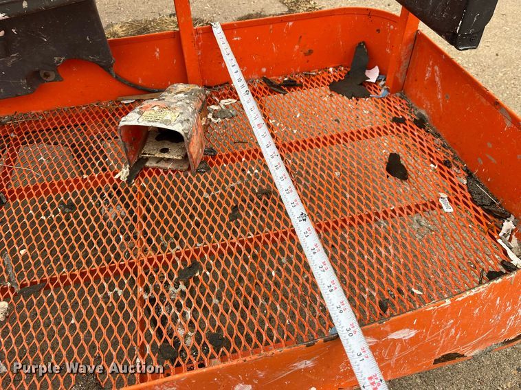 image for item LD9916 2012 JLG 450A  boom lift