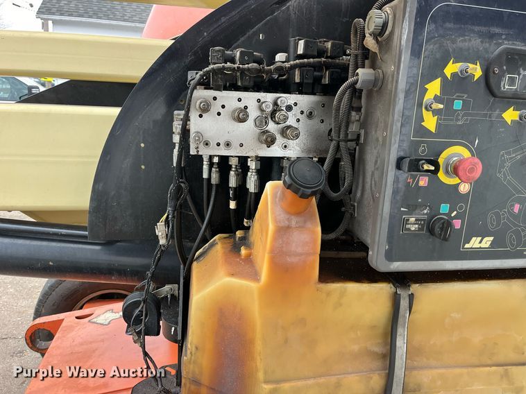 image for item LD9916 2012 JLG 450A  boom lift