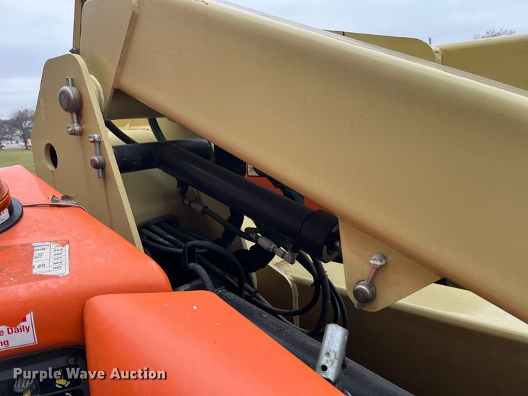 image for item LD9917 2012 JLG E450A  boom lift