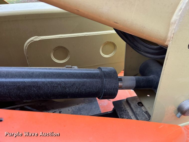 image for item LD9917 2012 JLG E450A  boom lift