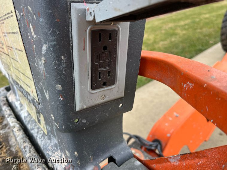 image for item LD9917 2012 JLG E450A  boom lift