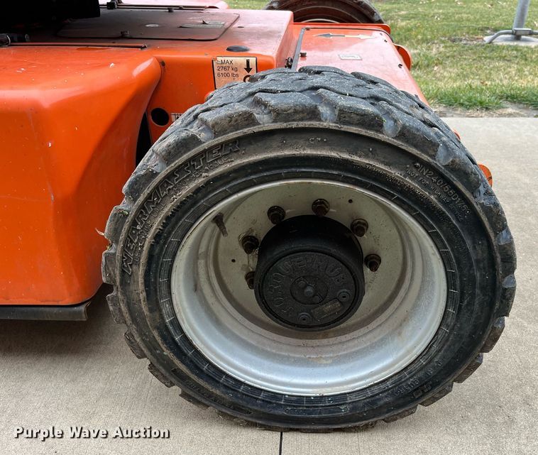 image for item LD9917 2012 JLG E450A  boom lift