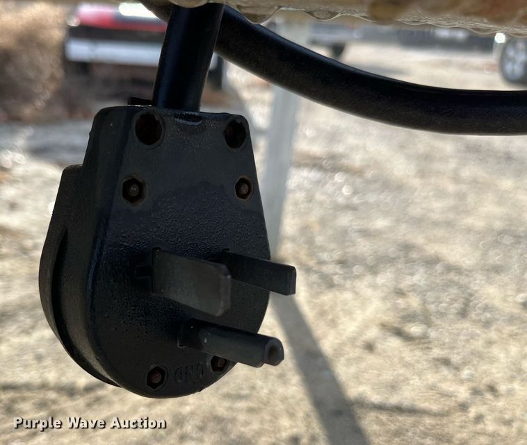 image for item LD9919 Rock crusher