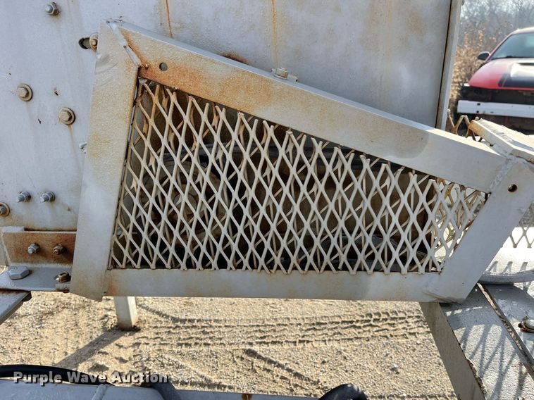 image for item LD9919 Rock crusher