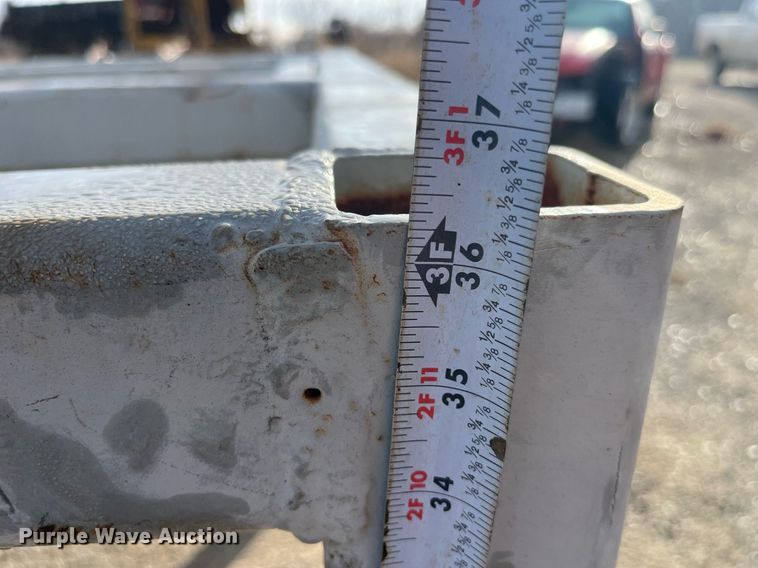 image for item LD9919 Rock crusher