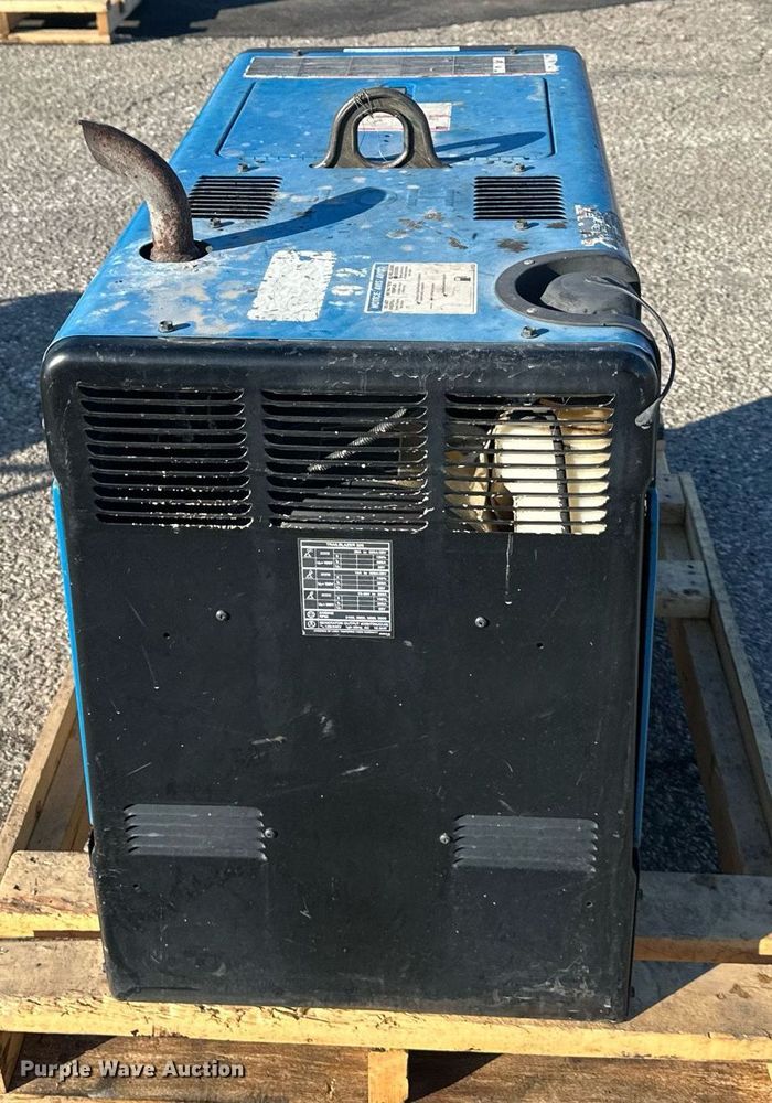 image for item LH9034 Miller Trailblazer 325 EFI  welder/generator