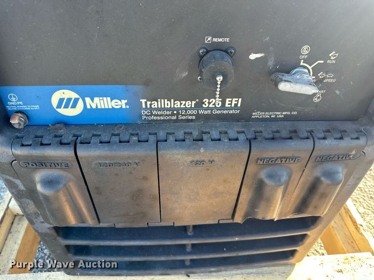 image for item LH9034 Miller Trailblazer 325 EFI  welder/generator