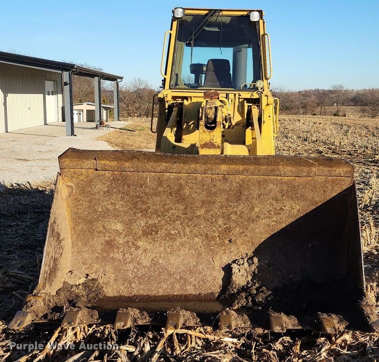 image for item LJ9388 1997 Caterpillar 963B  track loader