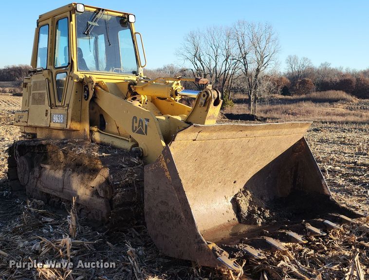 image for item LJ9388 1997 Caterpillar 963B  track loader