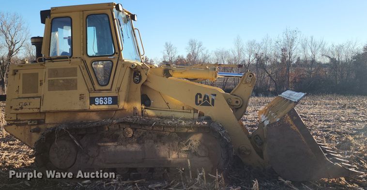 image for item LJ9388 1997 Caterpillar 963B  track loader
