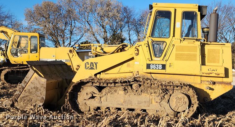 image for item LJ9388 1997 Caterpillar 963B  track loader